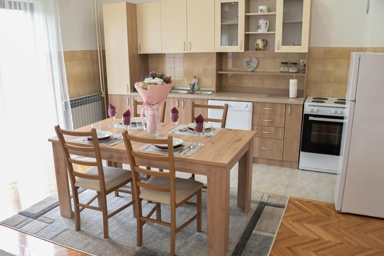 Apartman Simovic 트레빈예 외부 사진